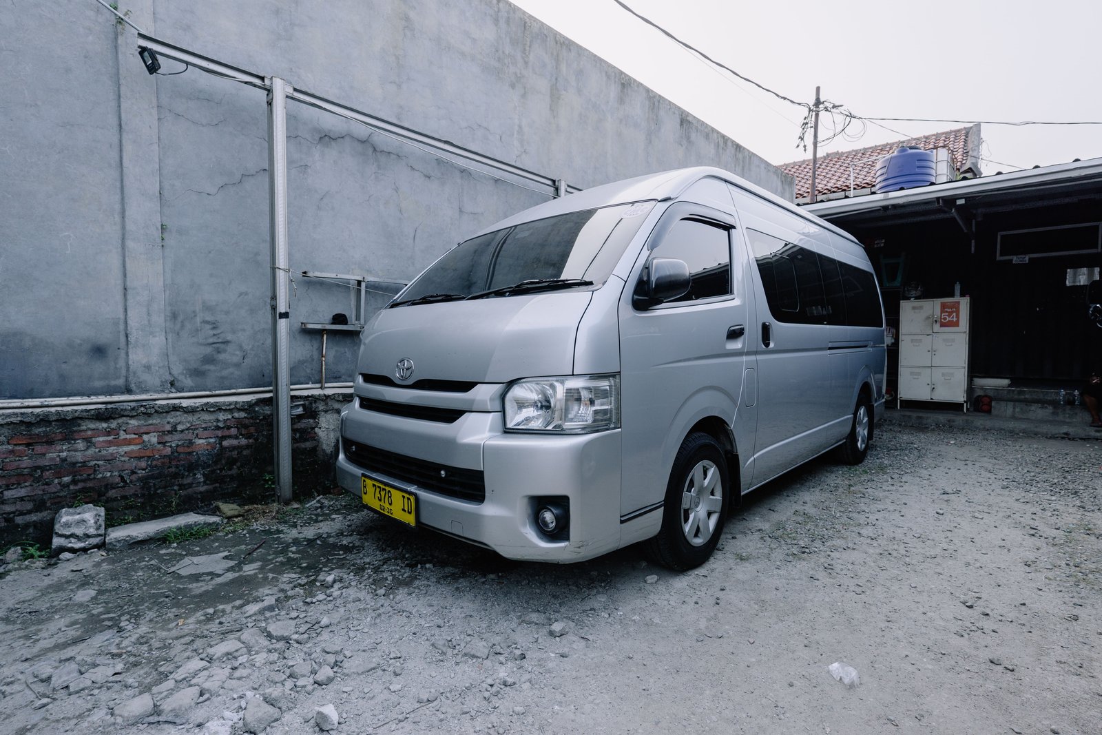 Hiace Commuter
